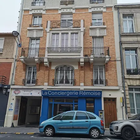 Διαμέρισμα Chez Fifi - Hyper Centre A 200 M De La Cathedrale